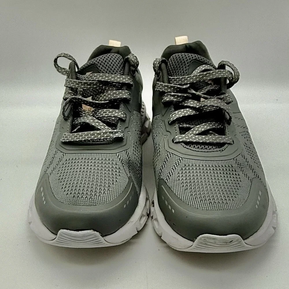Avia athletic light